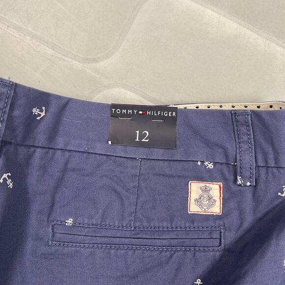 NWT Tommy Hilfiger Blue Printed Anchor Shorts Women’s Size 12 Preppy 4” Inseam - Picture 7 of 9